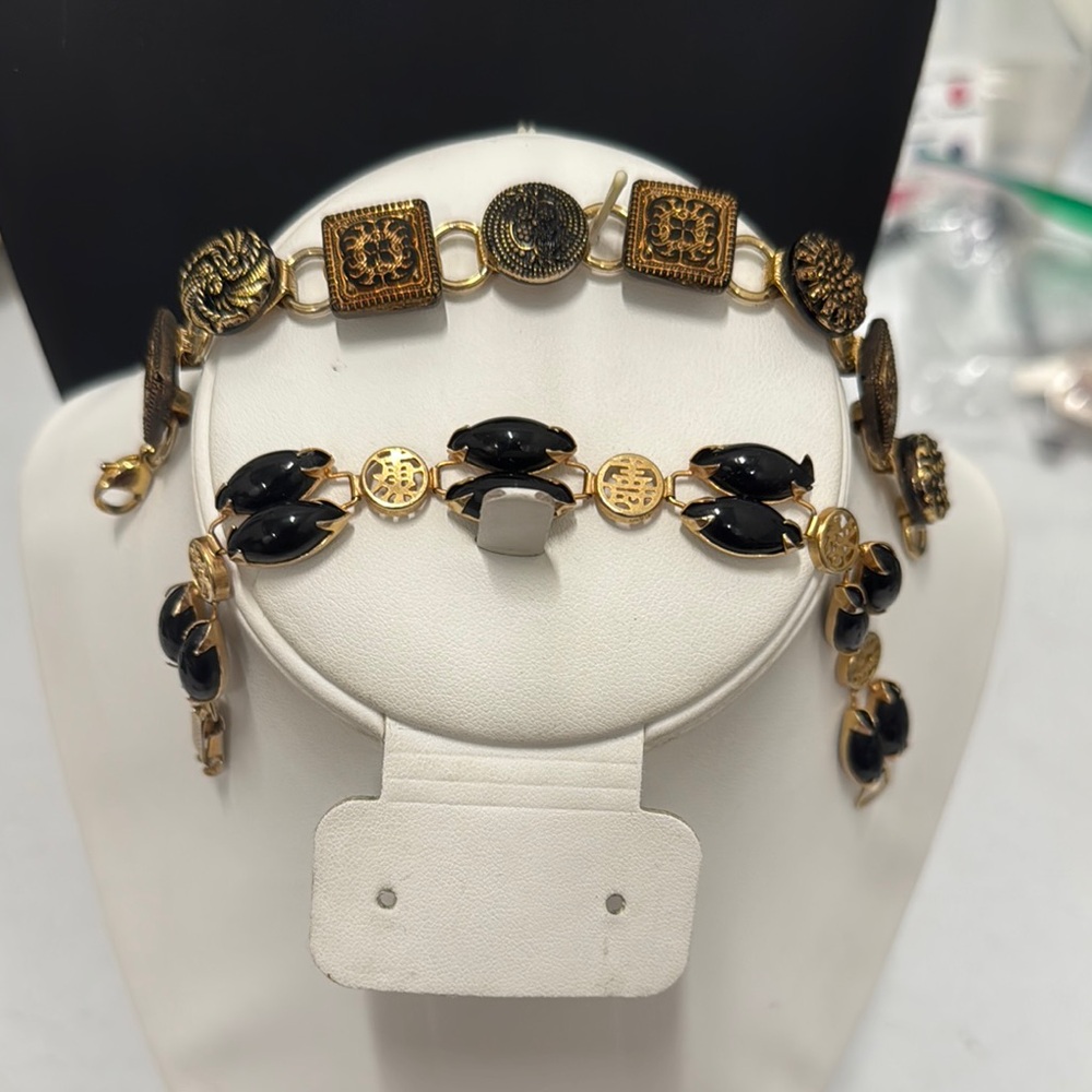 Elegant Gold and Black Women's Bracelets Vtg Jewelry.